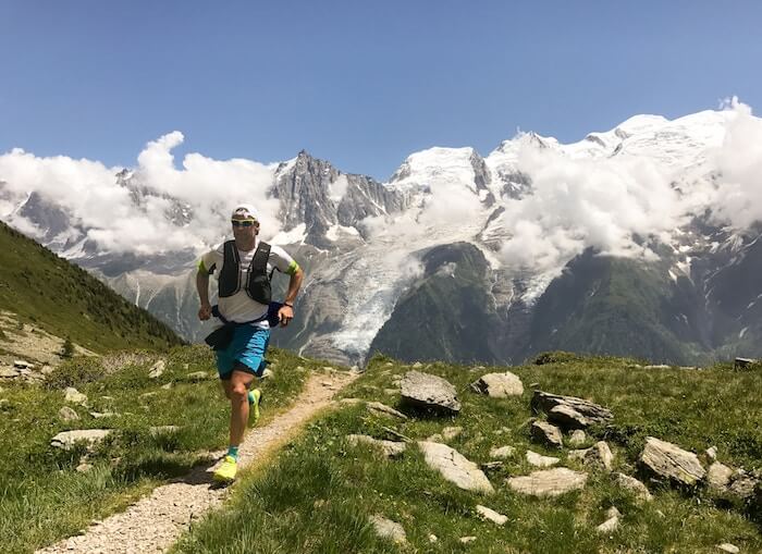 人们锻炼在山上更好