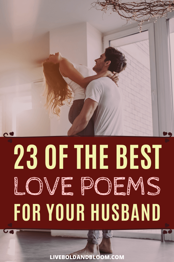 在寻找合适的语言来告诉你的丈夫你对他的感觉?说“我爱你”很简单，但这并没有赞美你爱他的所有地方。给丈夫的情诗结婚|给丈夫的情诗灵魂伴侣|给他的情诗#婚姻