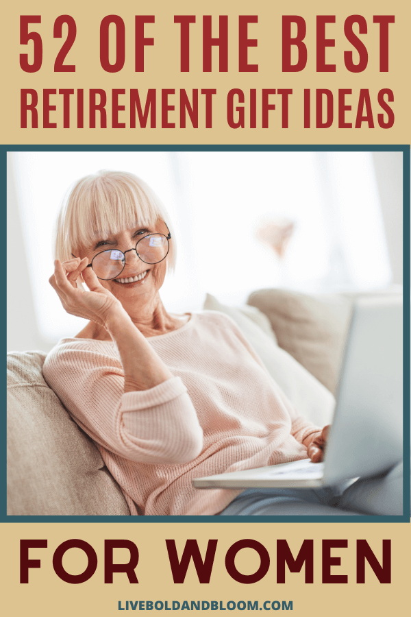 你为一名重返者的女人得到了什么？她会笑出来你邻居给你的傻瓜礼物吗？或者她宁愿用葡萄酒和巧克力去礼品篮？快速答案？是的第二件事。总是。#gifts #giftideas #retirent #mindfulness #mentalhealth