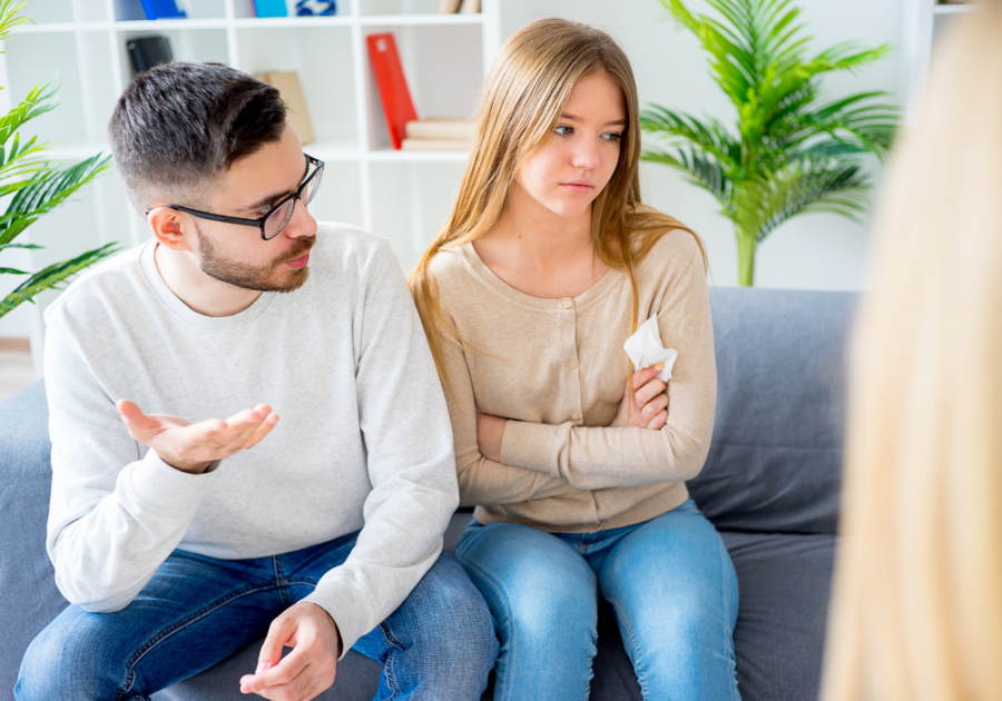 couple talking in therapy Signs of Emotional Neglect in a Marriage