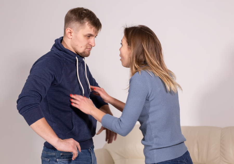 woman facing man with anger Signs of a Tumultuous Relationship
